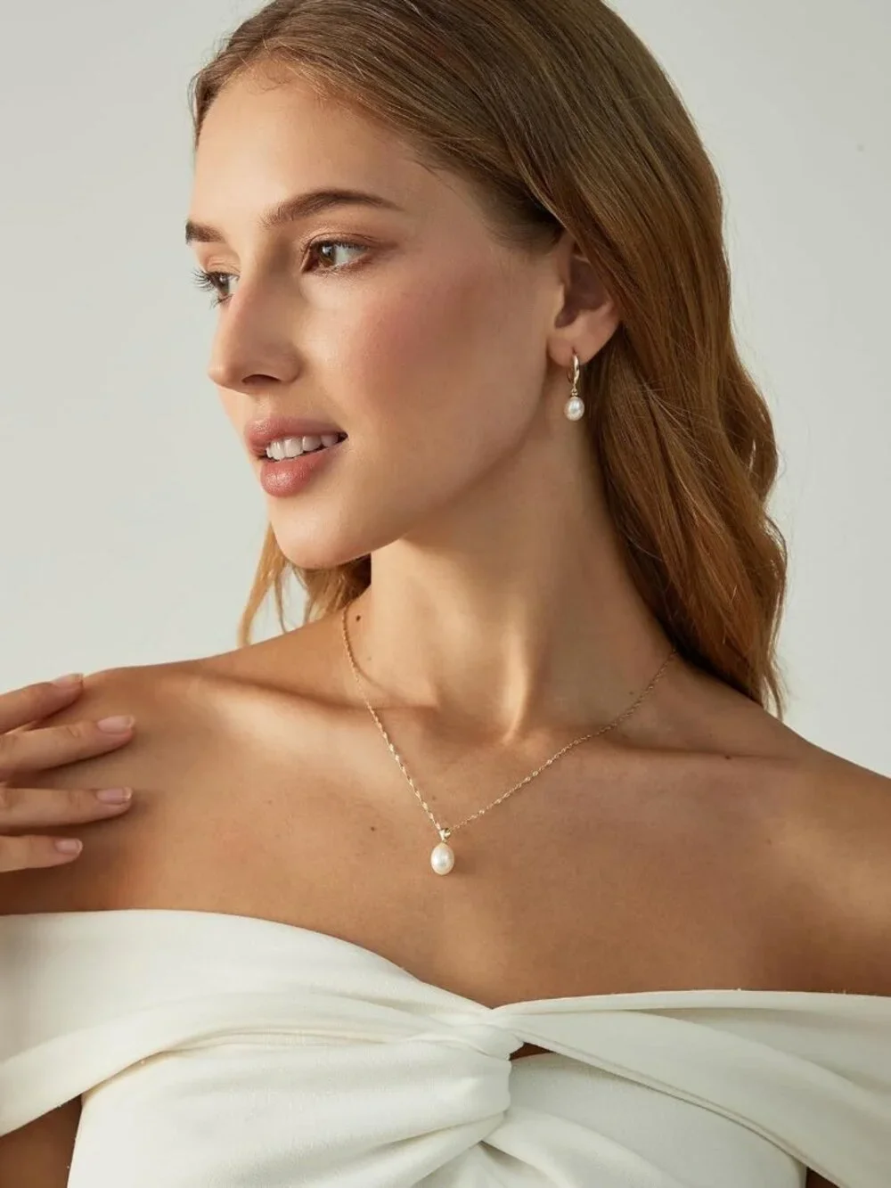 Trendy Dainty Pearl Necklace for Women - 925 Sterling Silver Freshwater Pendant